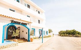 Hostal Santi